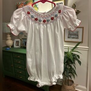 The Beaufort Bonnet Company White Pima bubble with Red and Blue Embroidery